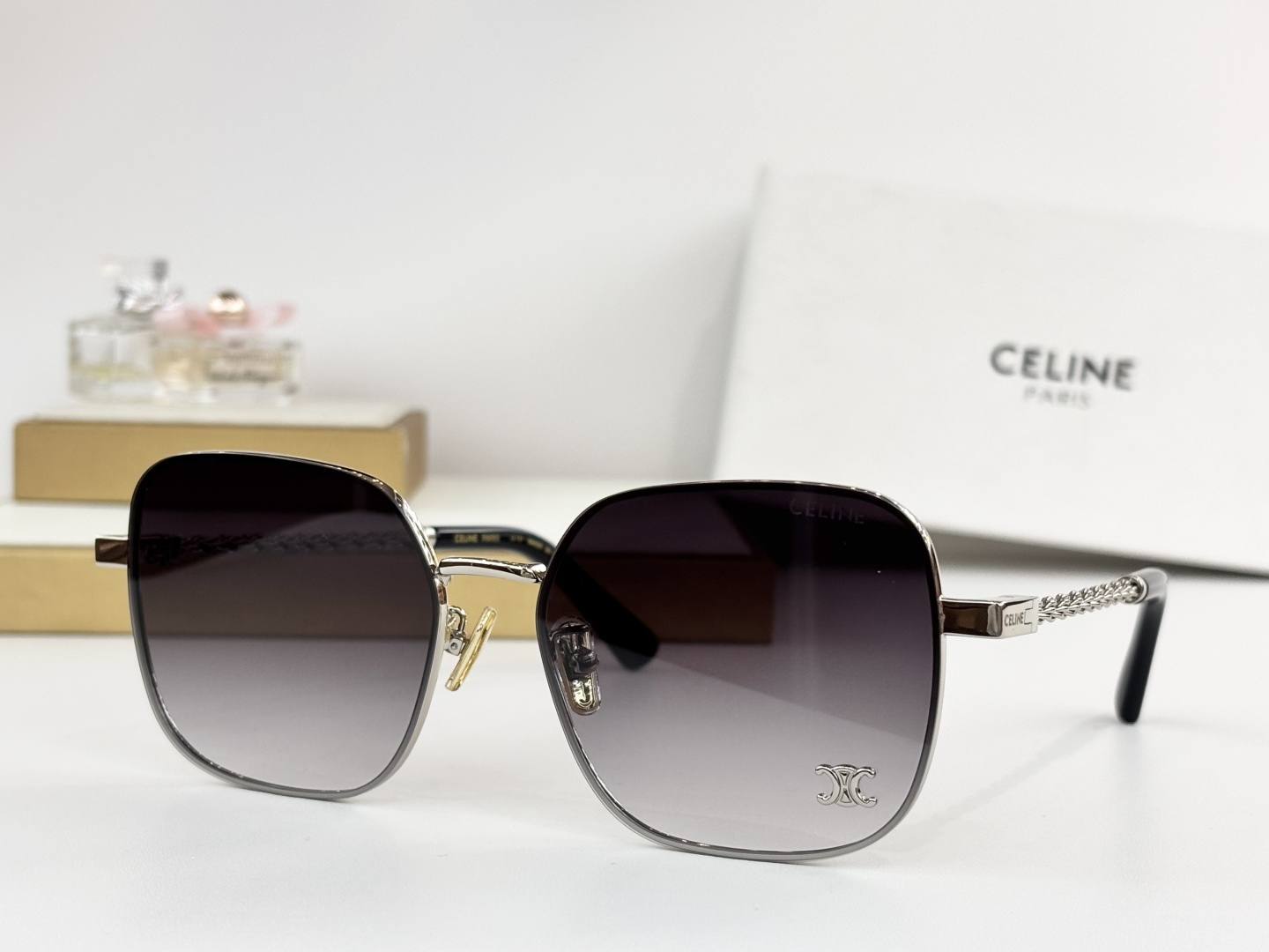 Celin*MODEL：CL42126USIZE：59口18 145