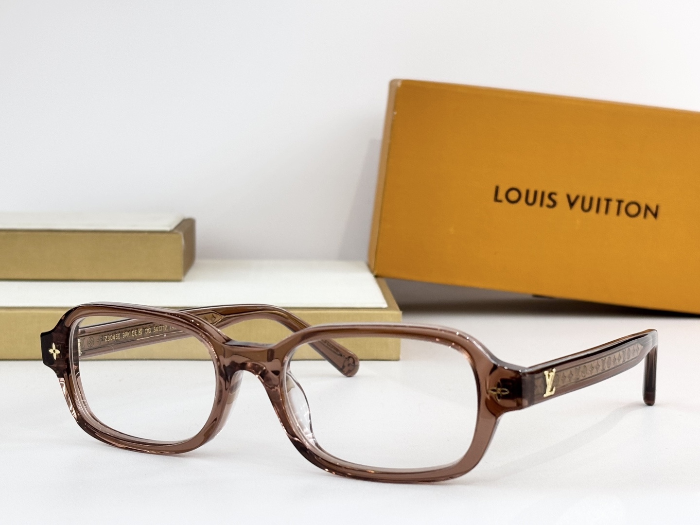 LOUIS VUITTONMODEL：Z3045USize：54口17 145