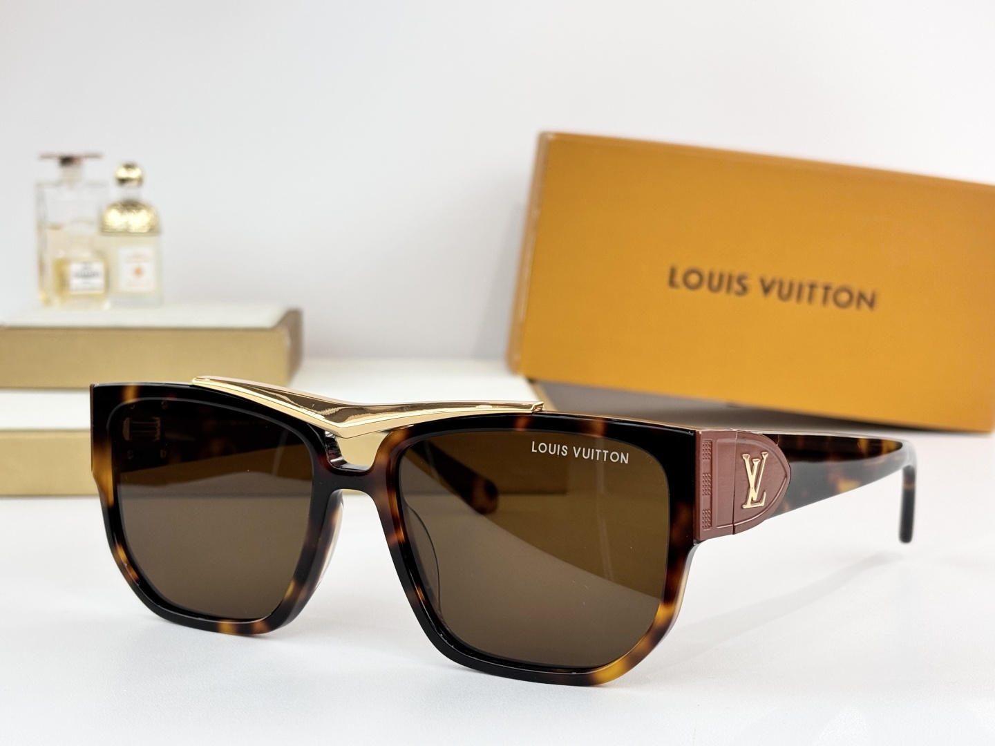 LOUIS VUITTONMODEL：Z2723USize：59口18 145