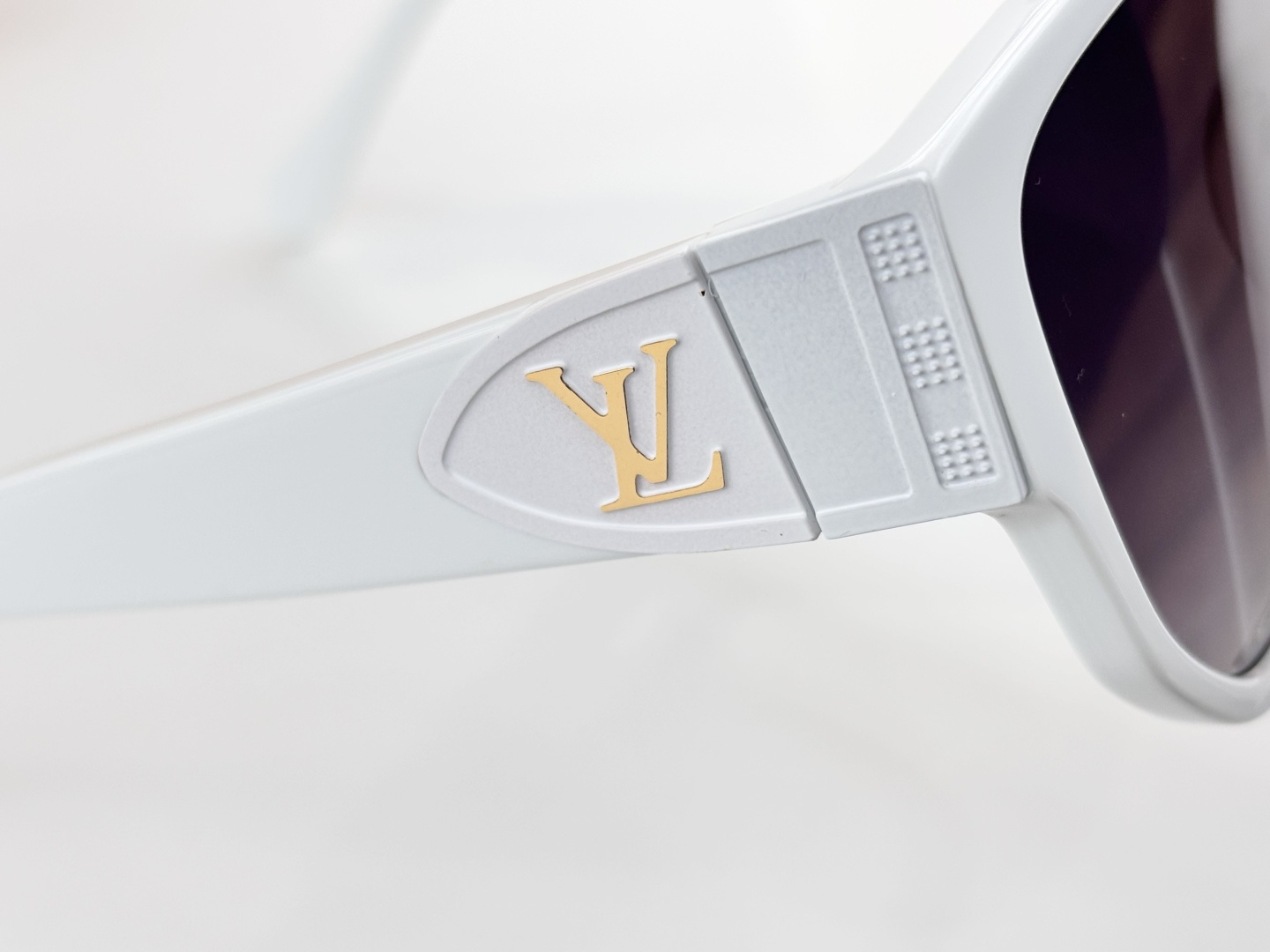 LOUIS VUITTONMODEL：Z2723USize：59口18 145