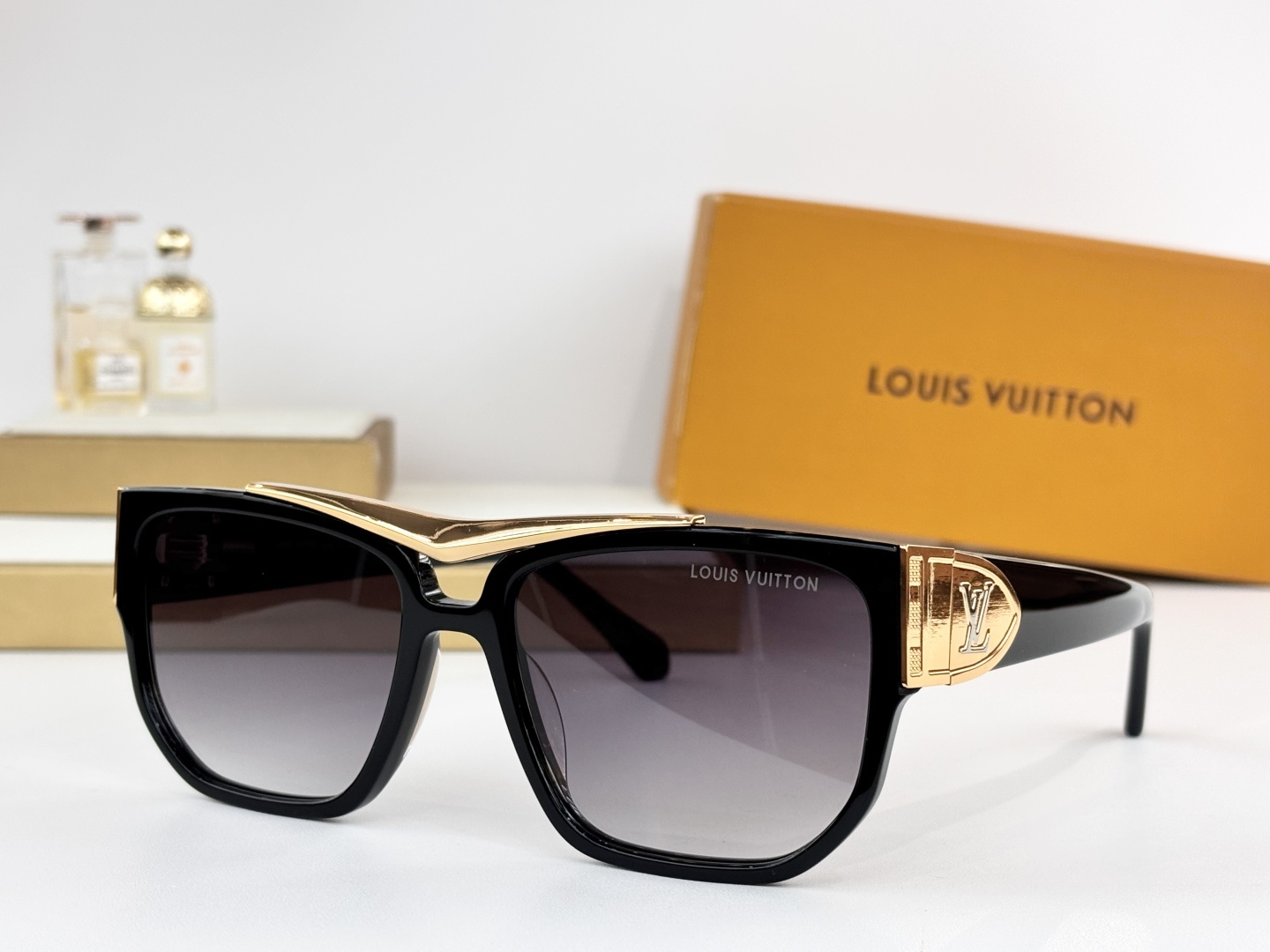 LOUIS VUITTONMODEL：Z2723USize：59口18 145