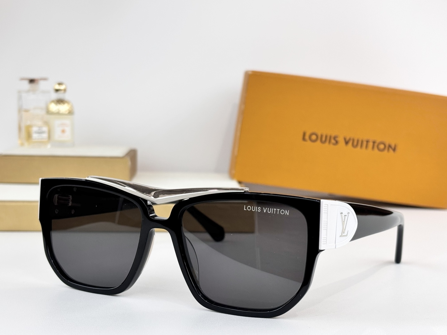 LOUIS VUITTONMODEL：Z2723USize：59口18 145