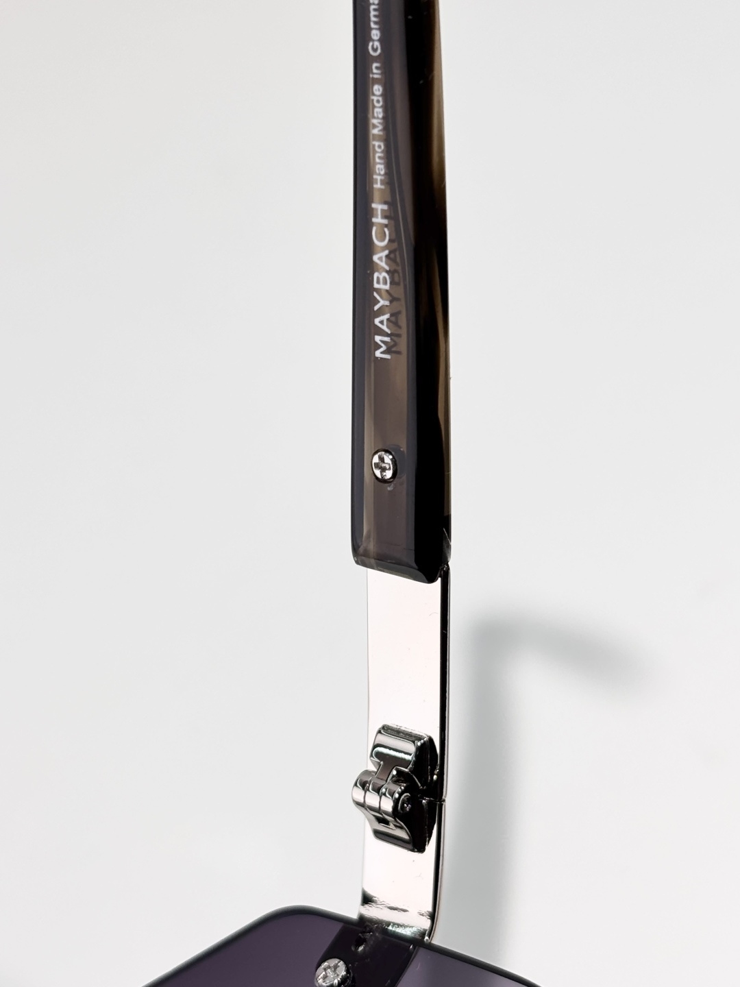 迈巴赫 MAYBACMOD：SurPassSIZE:61-12-140