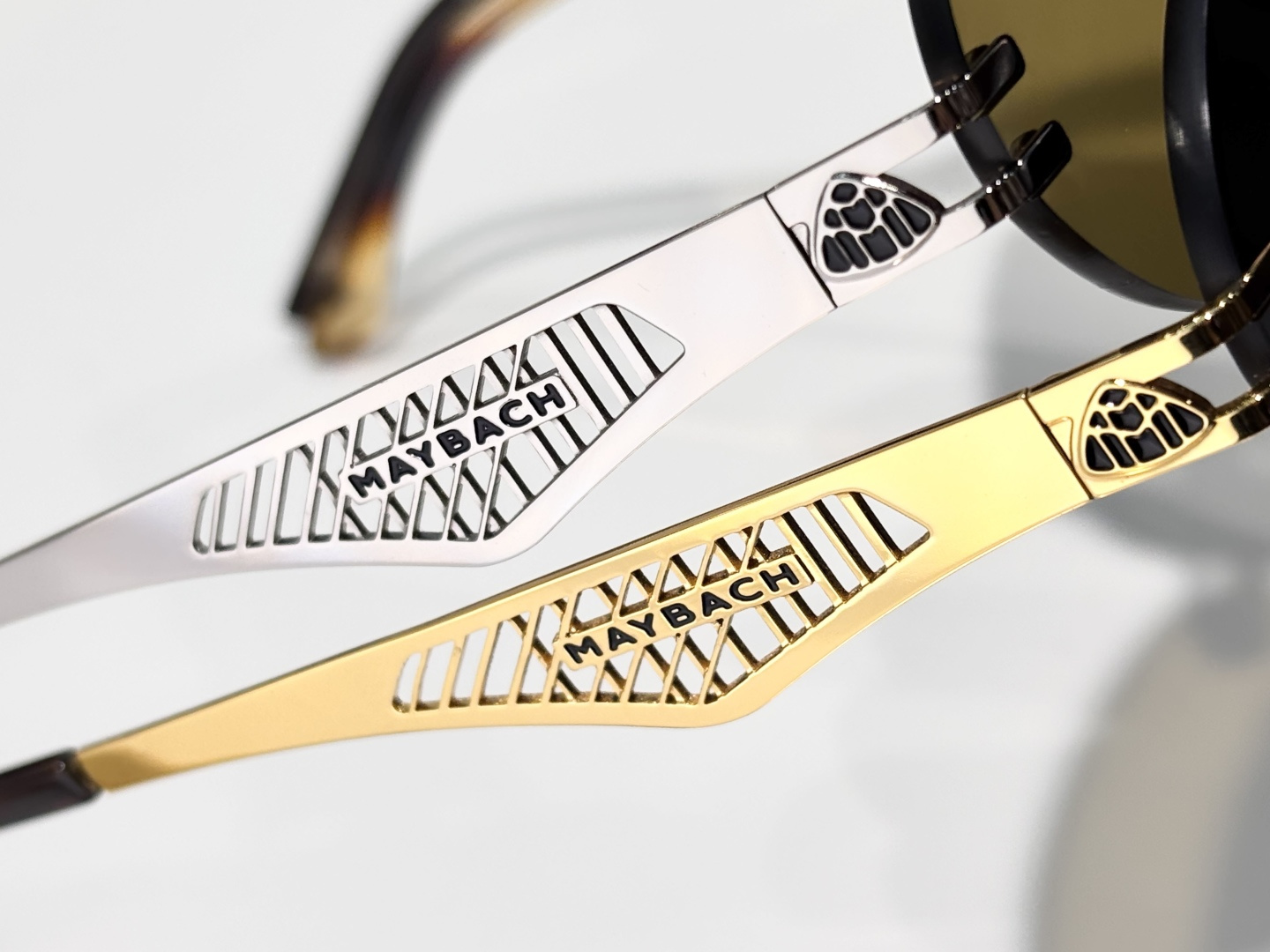 迈巴赫 MAYBACMOD：AdamSIZE:56-19-142