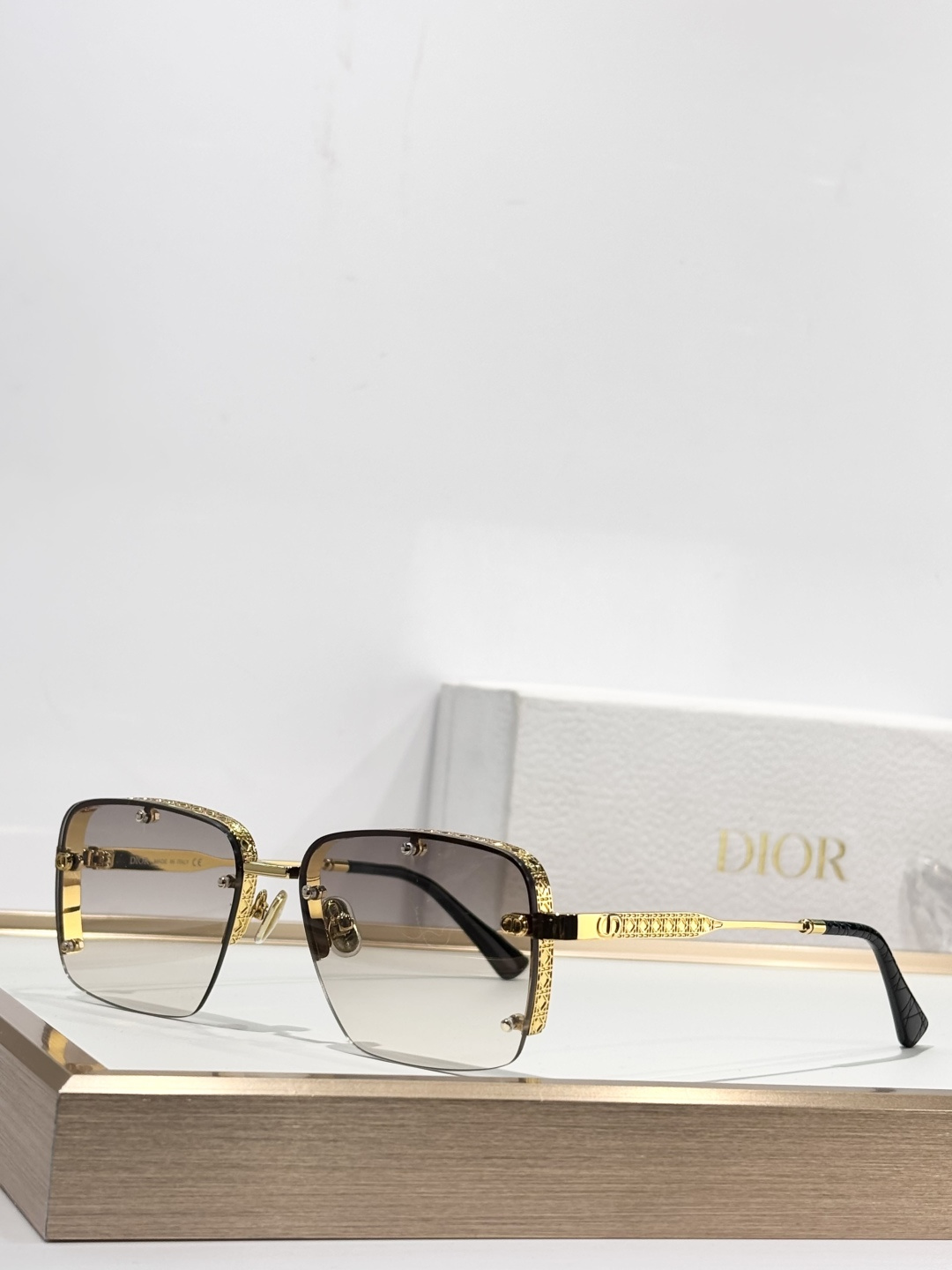 DIORMODEL:NEODS4UXRSIZE：58口15-140