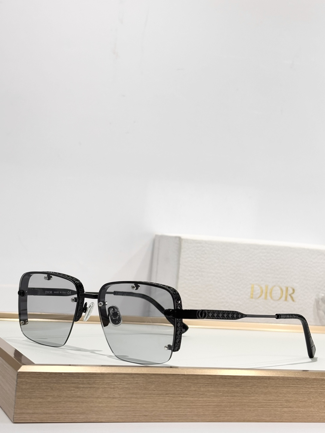 DIORMODEL:NEODS4UXRSIZE：58口15-140