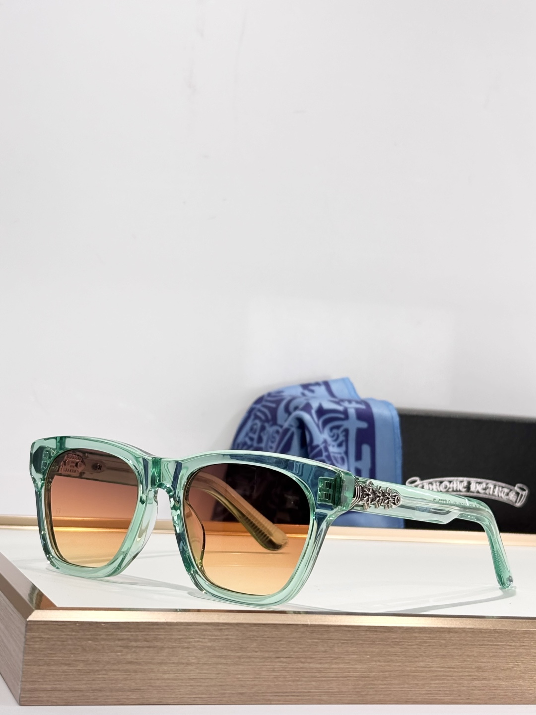 ChromeHearts 克罗心MOD：CLITTERATISize:53口19 142