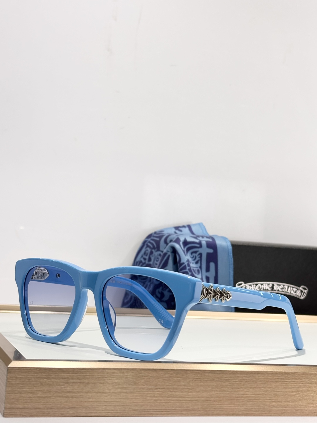 ChromeHearts 克罗心MOD：CLITTERATISize:53口19 142