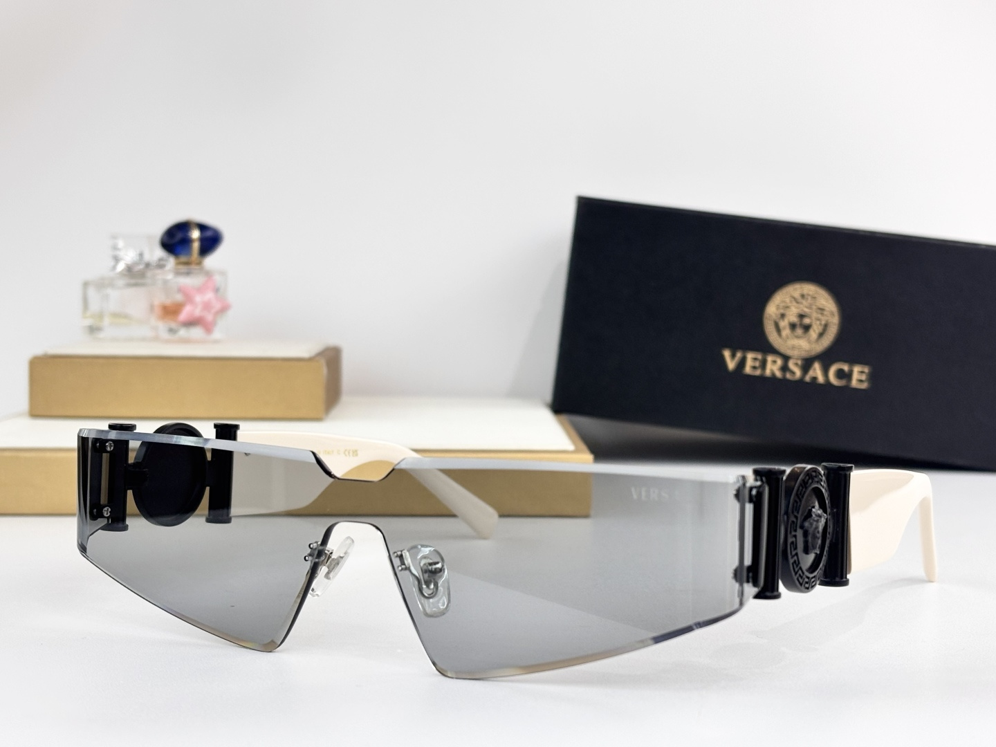 VERSAC*MODEL：VE6825SIZE：151口0-138