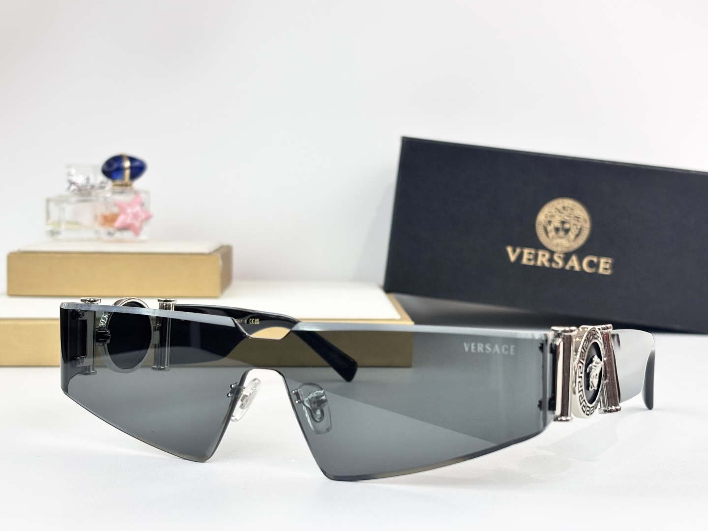 VERSAC*MODEL：VE6825SIZE：151口0-138