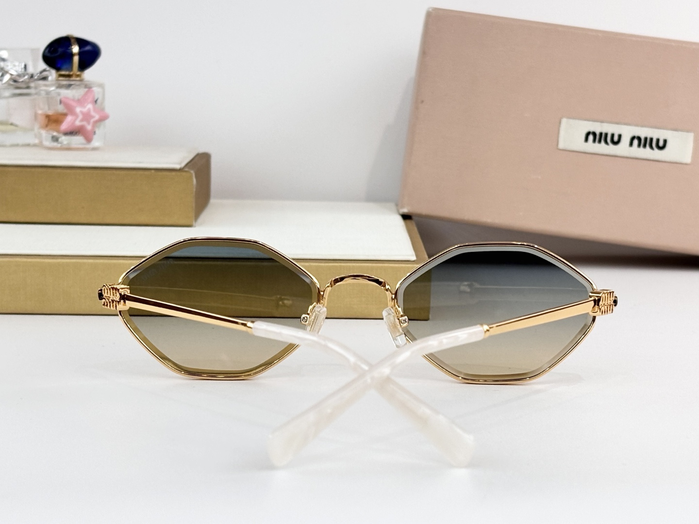 MIU MI*MODEL：MU 173AVSIZE：55口21-142