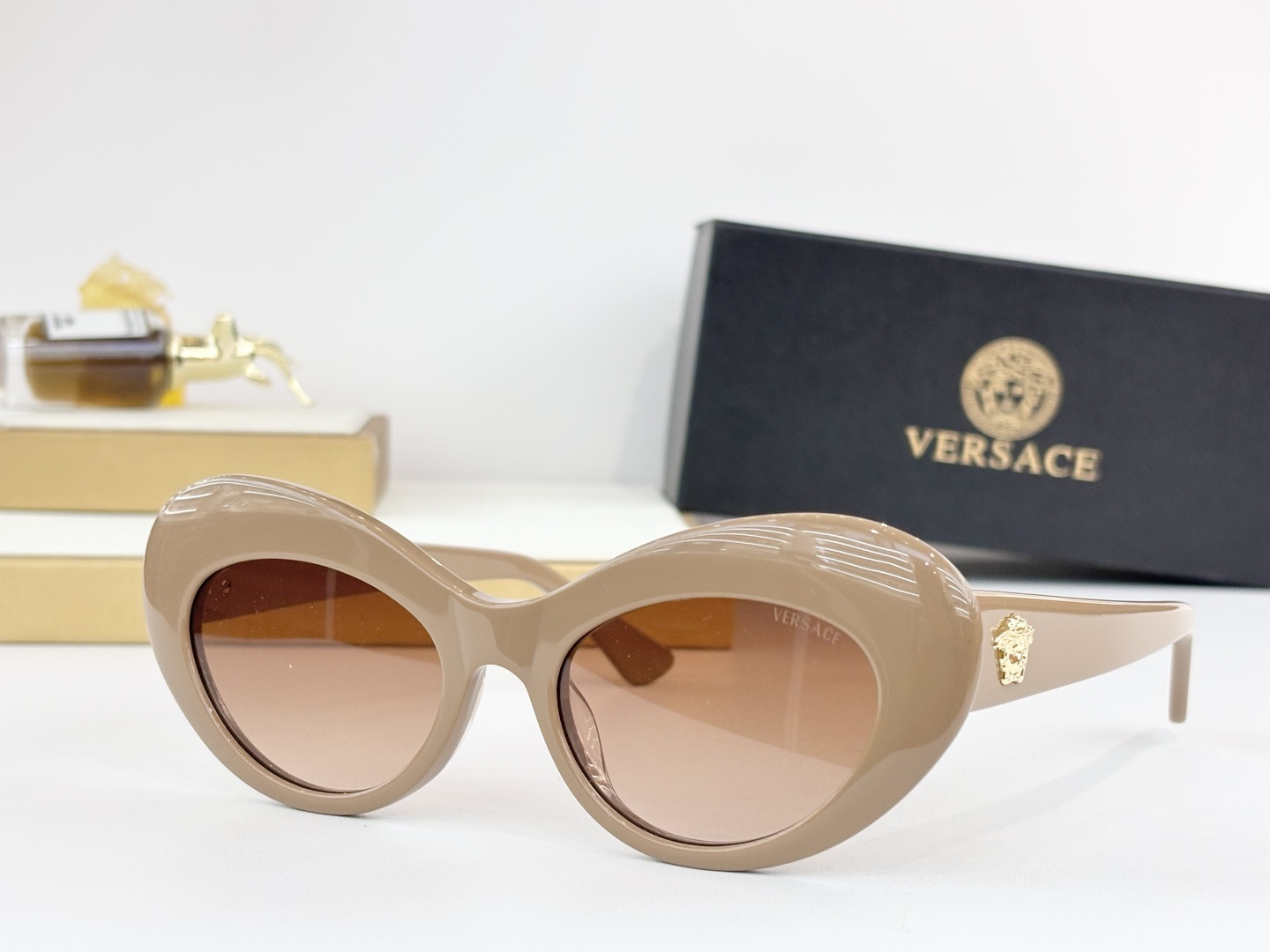 VERSAC*MODEL：VE4456USIZE：52口20-145