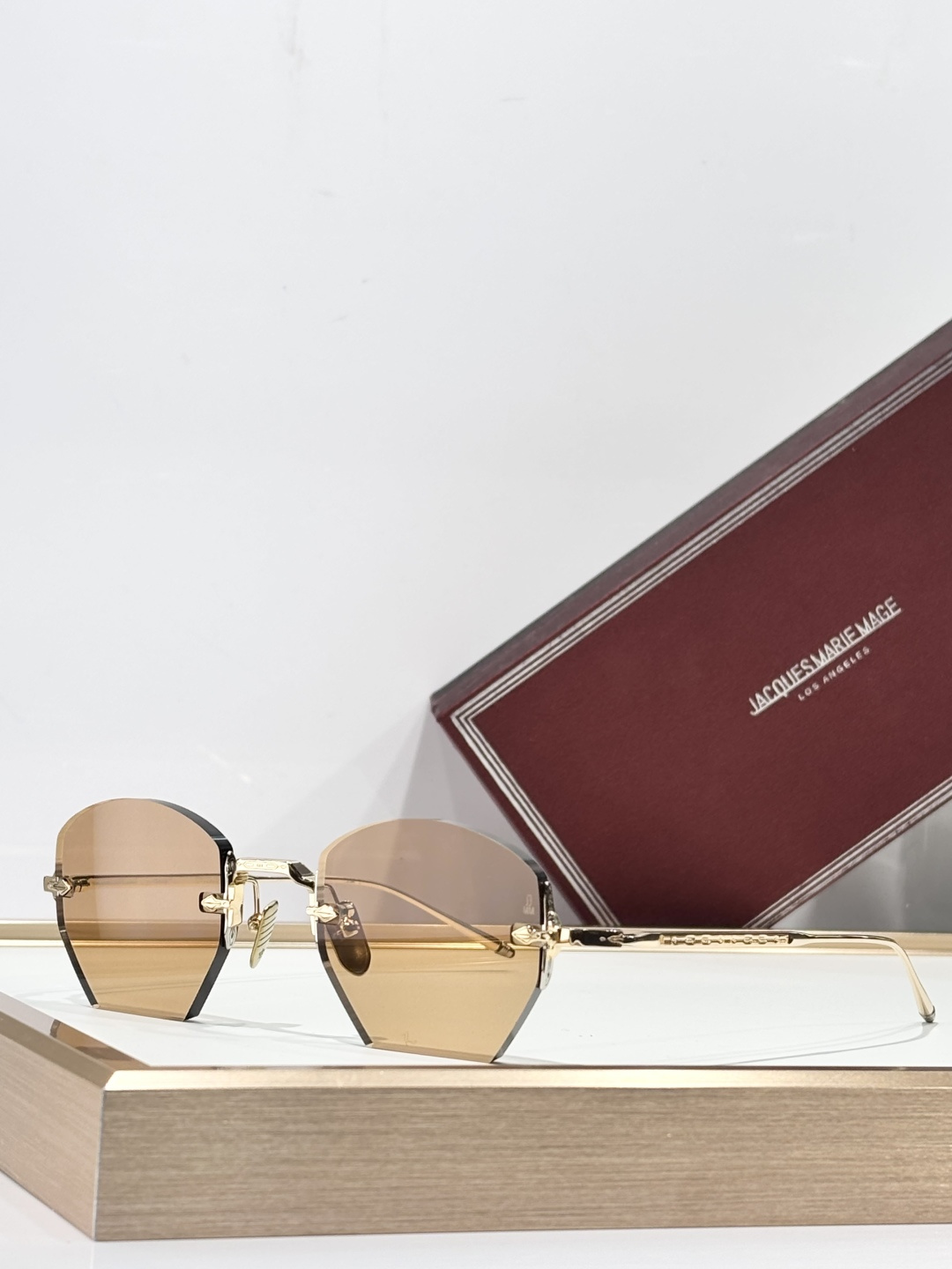 Jacques Marie Meg*Mod：THE OATMANJMMOA3JSize：48-25。