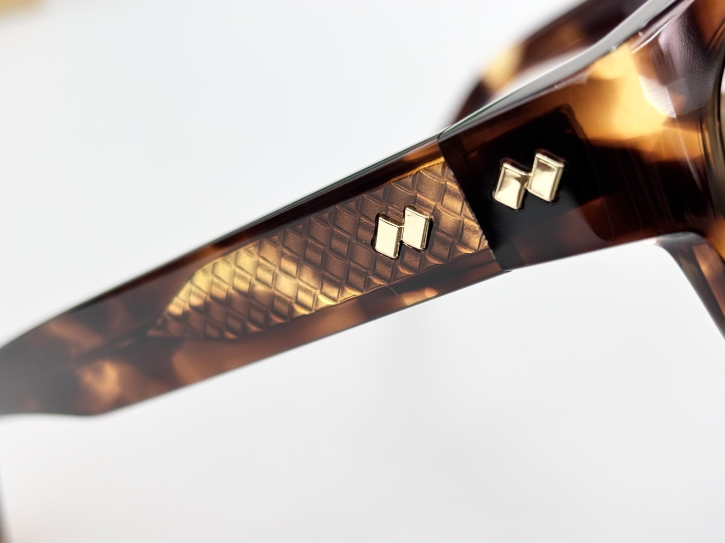 Bottega Venet*Mod ：BV1403OSize ：52口19-140