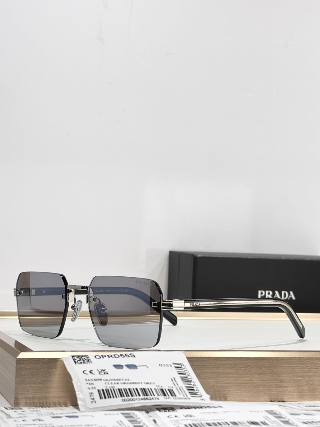 Prada PRAD*