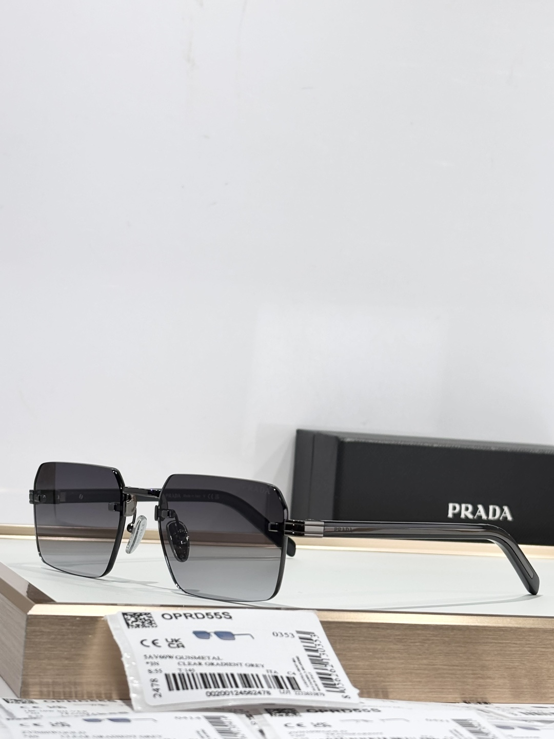 Prada PRAD*