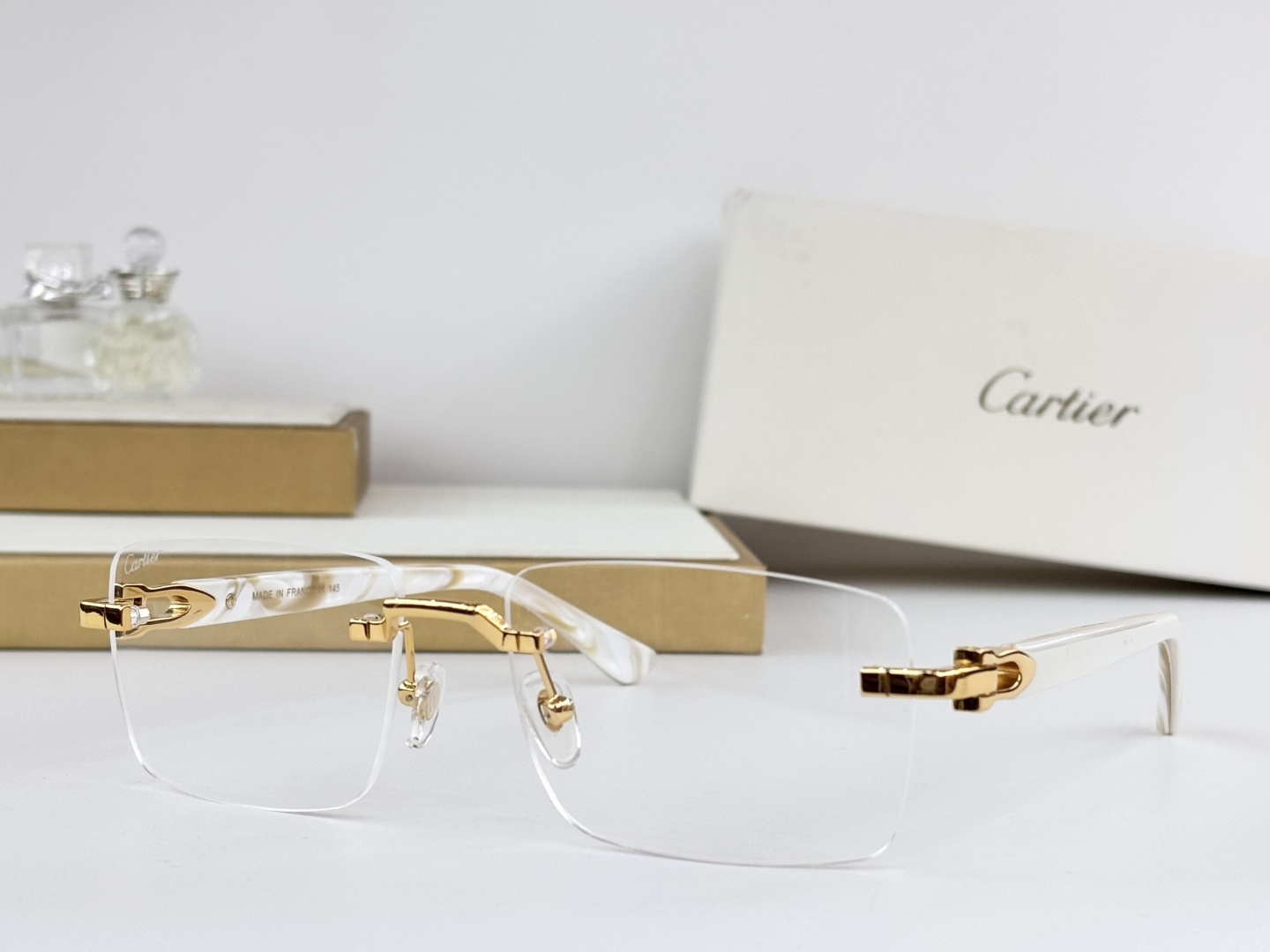 Cartie*MOD：CT0581SSize：56口19 145