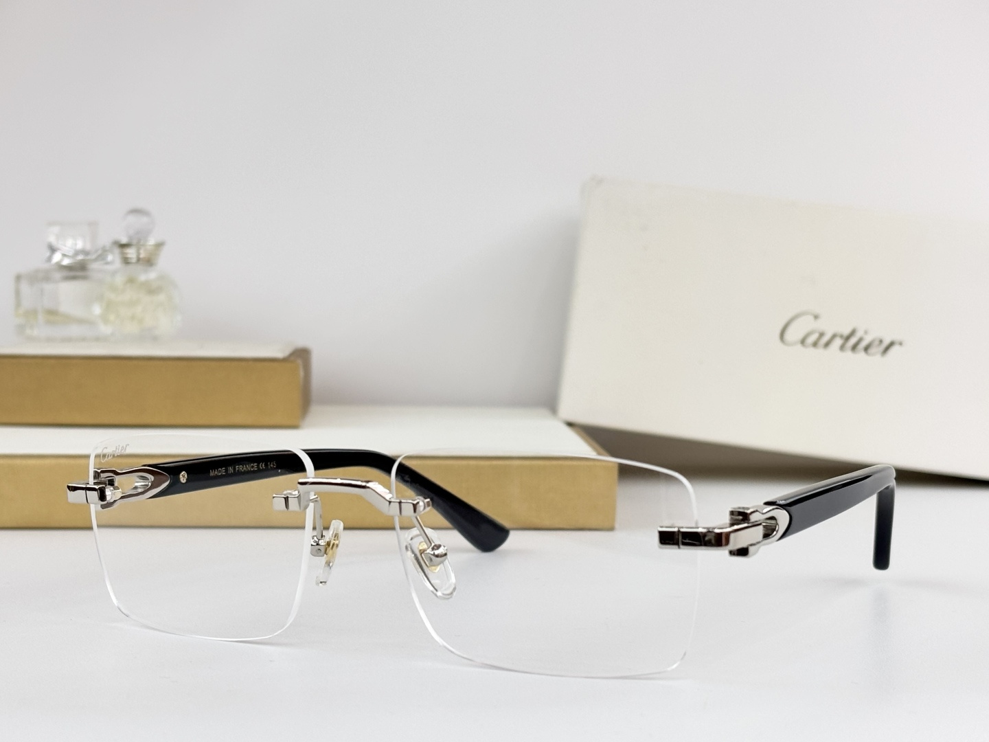 Cartie*MOD：CT0581SSize：56口19 145