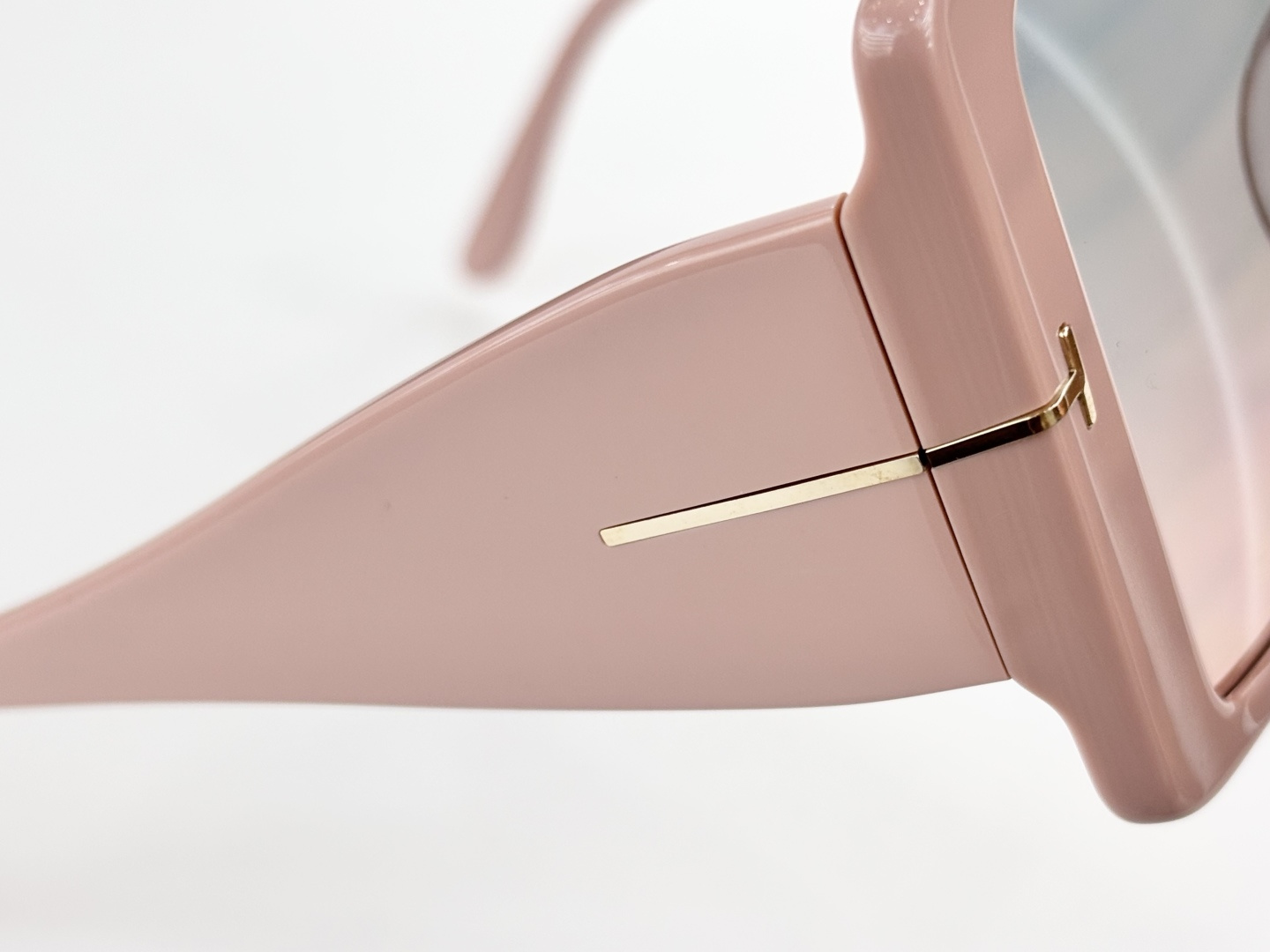 TomFor*Mod：Falconer-02 TF0790Size：57口17-135