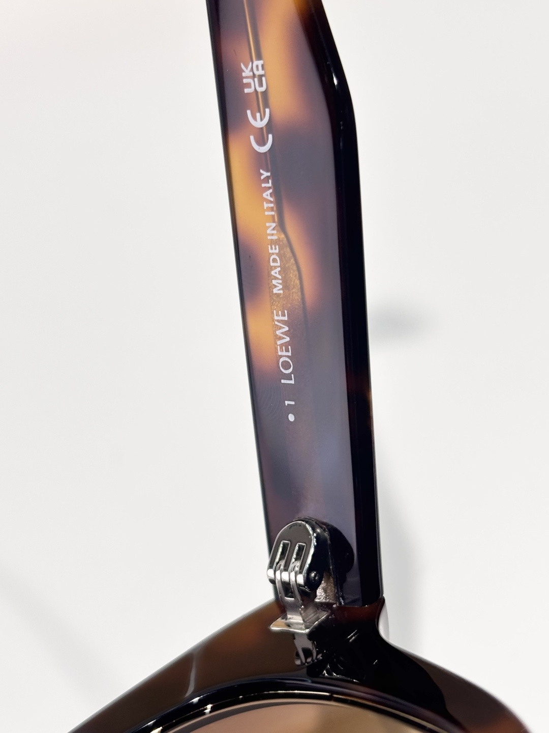 LoeweMODEL：LW40183ISIZE：51口20-140