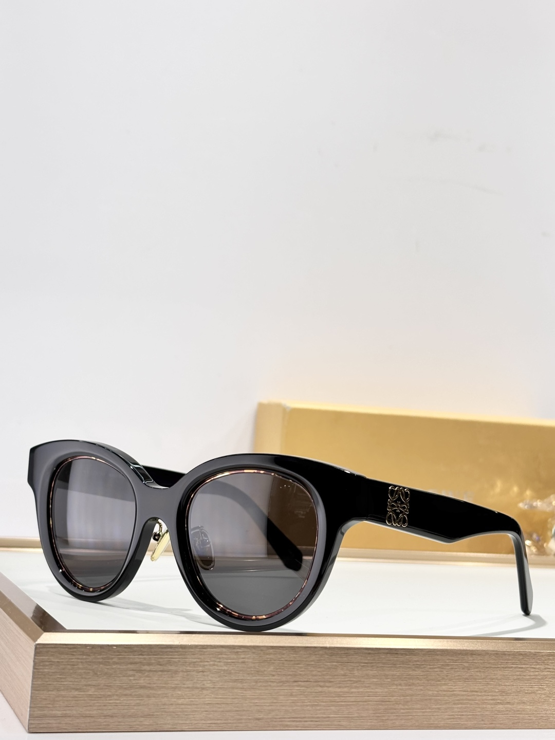 LoeweMODEL：LW40183ISIZE：51口20-140