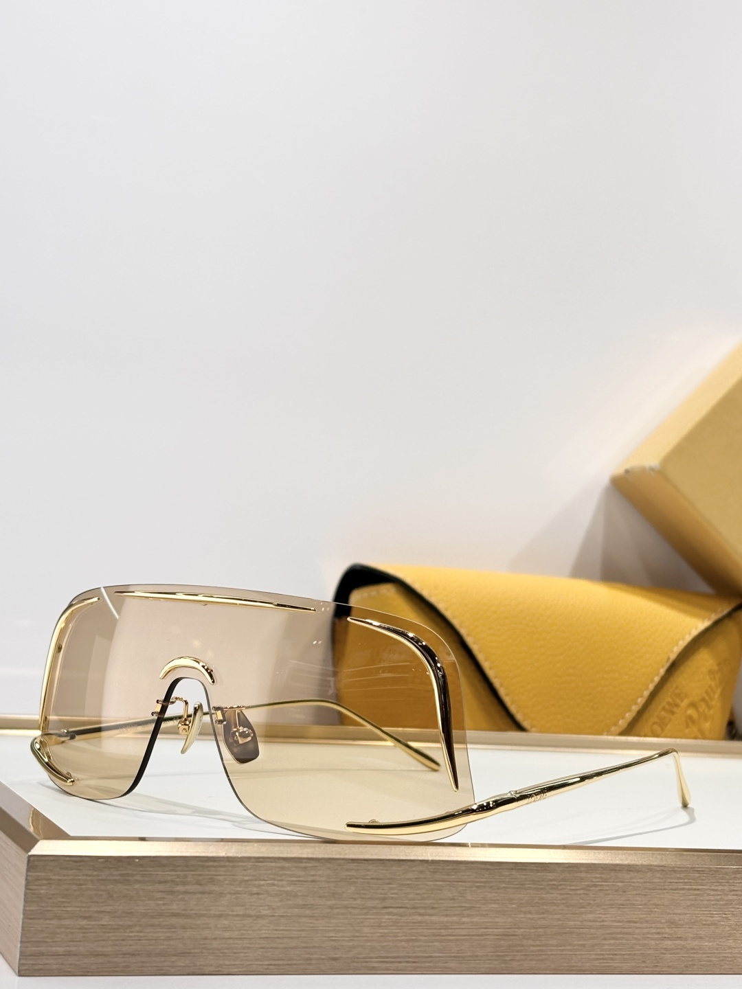 LOEWE* Oversize MODEL：LW40193USIZE：55口141-120