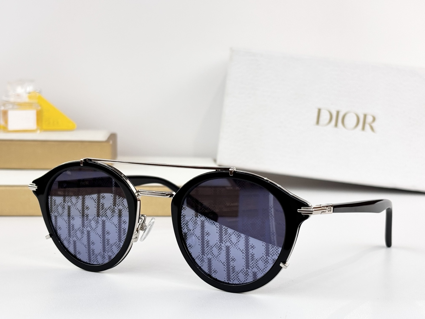 DIORMOD：DiorBlackSuit R7USize：50口23 145