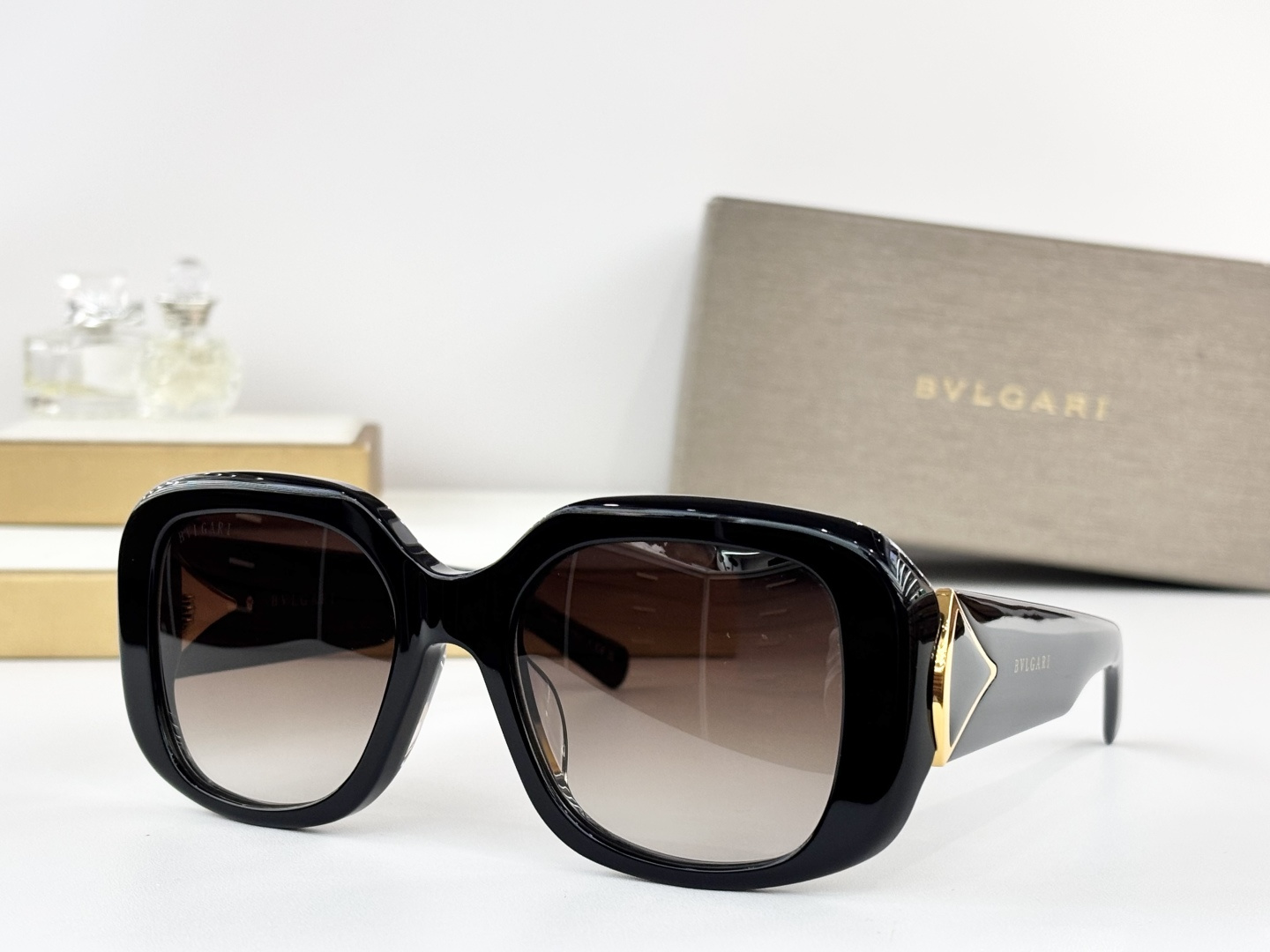 BVLGAR*MOD：BV40078ISize：54口15 140