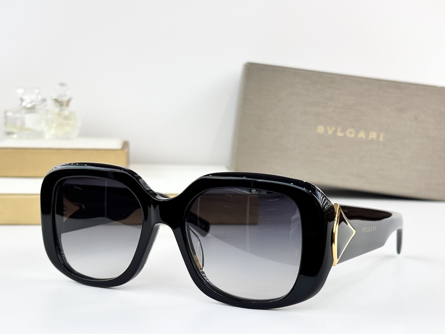 BVLGAR*MOD：BV40078ISize：54口15 140