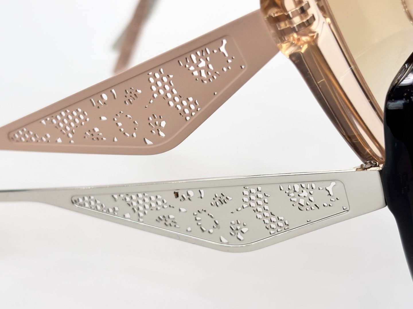 DOLCE & GABBAN*MODEL：DG6691SIZE：55口19-145