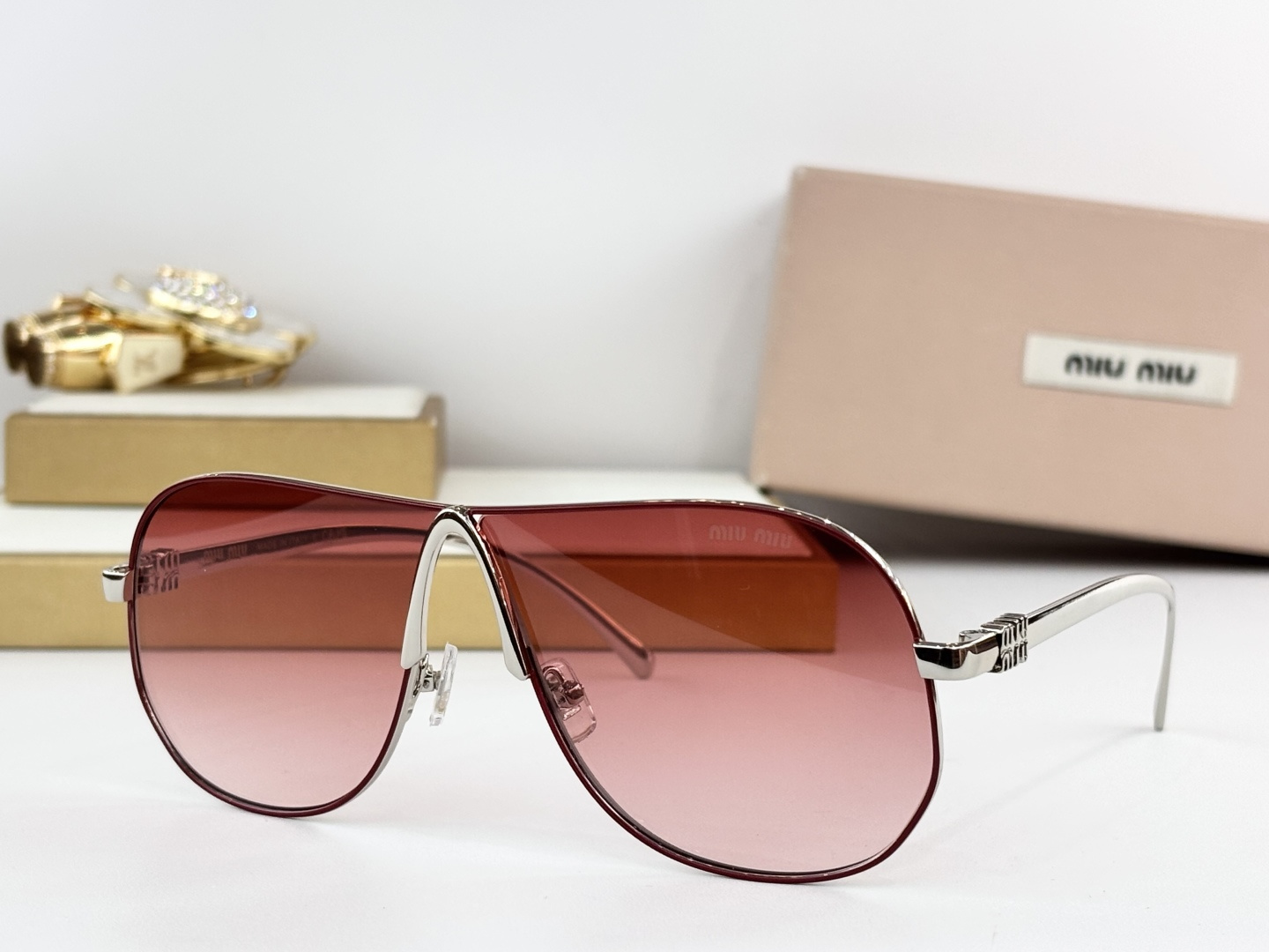 MIU MI*MOD：MU A623SSize：63口7 145