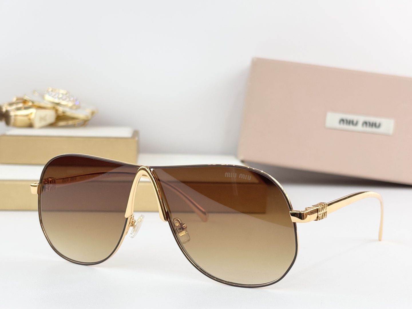 MIU MI*MOD：MU A623SSize：63口7 145