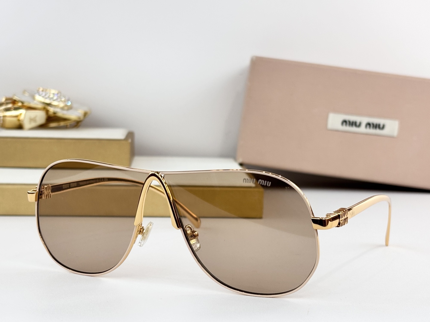 MIU MI*MOD：MU A623SSize：63口7 145