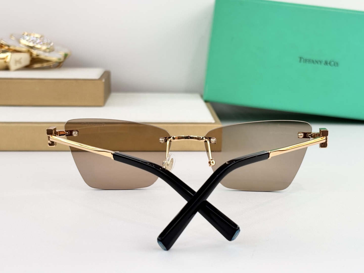 TIFFANY&Co.MODEL：TF2018LSIZE：58口18-140