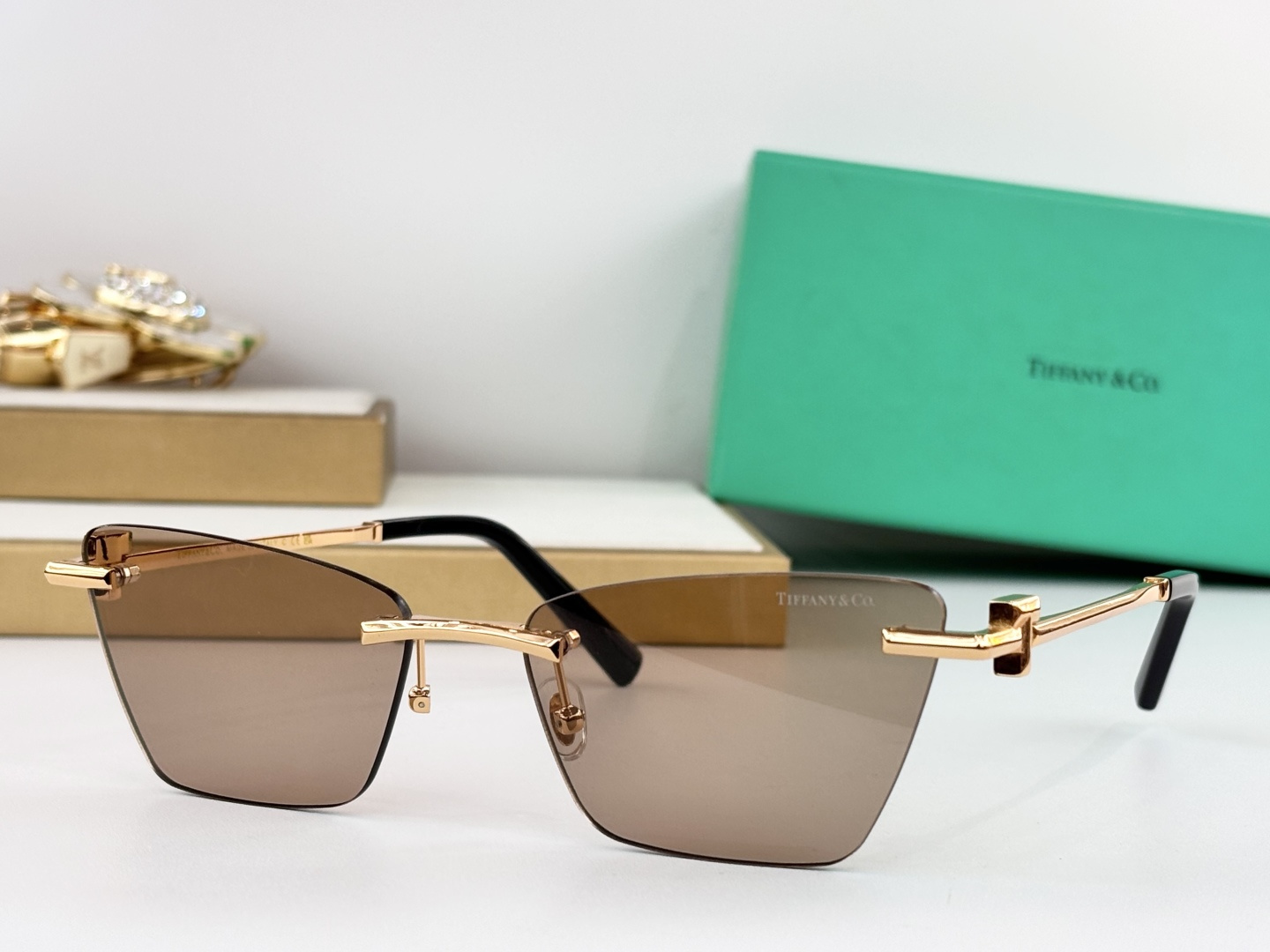 TIFFANY&Co.MODEL：TF2018LSIZE：58口18-140