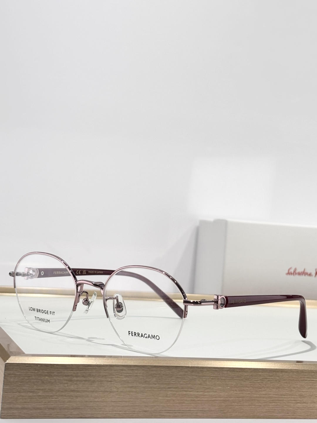 FERRAGAMOMOD：SF2595LBTITANIUMSize：51口20 140