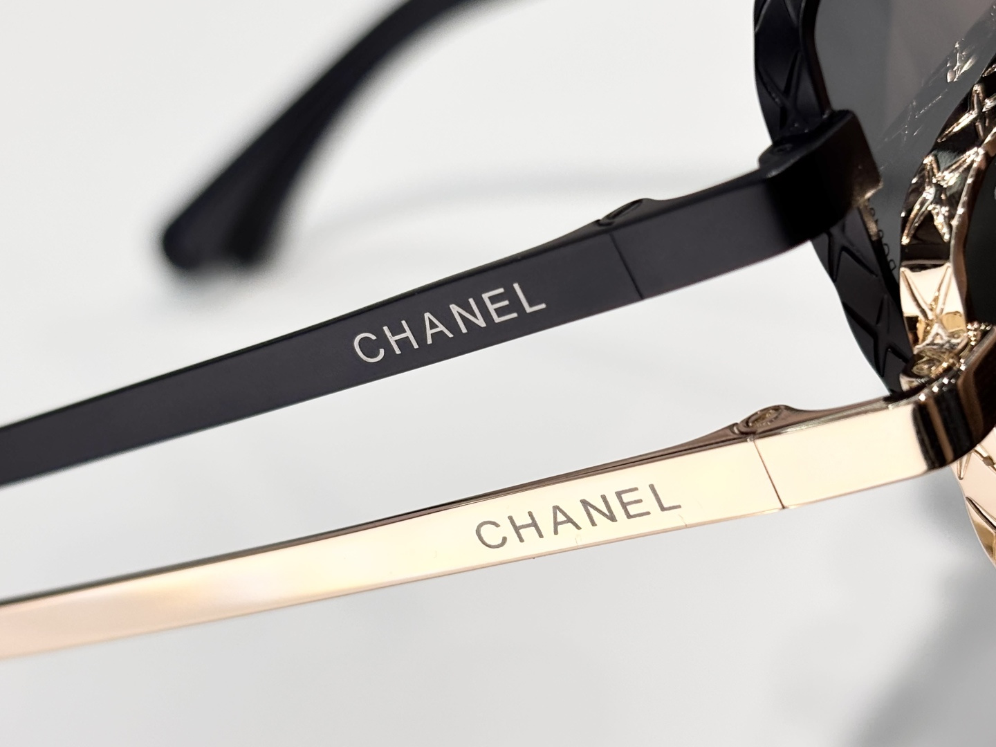 CHANELMODEL：4295-SSIZE：57口18-140