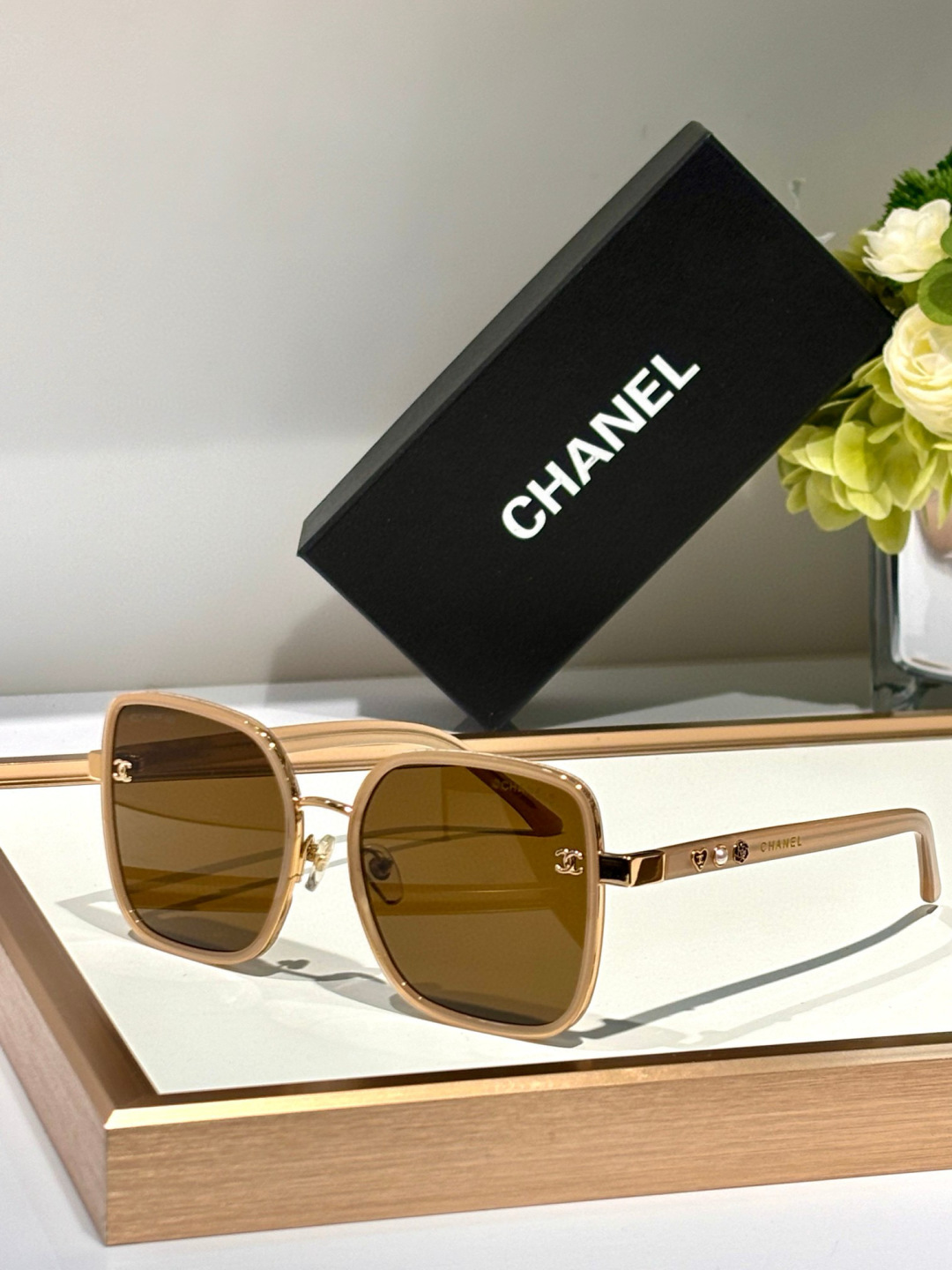 𝐂𝐇𝐀𝐍𝐄𝐋新品香奈2⃣️ CH8823火爆全网的新面孔全新升级版精致山茶花系列💗size：58口-18