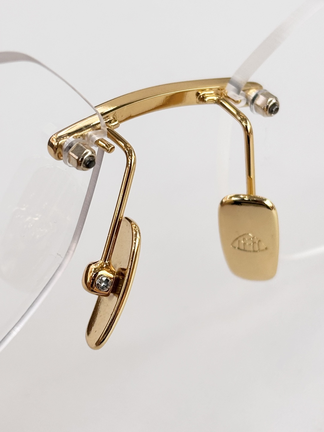 MAYBAC* MODEL：THE ARTISTI SIZE：61口18-145