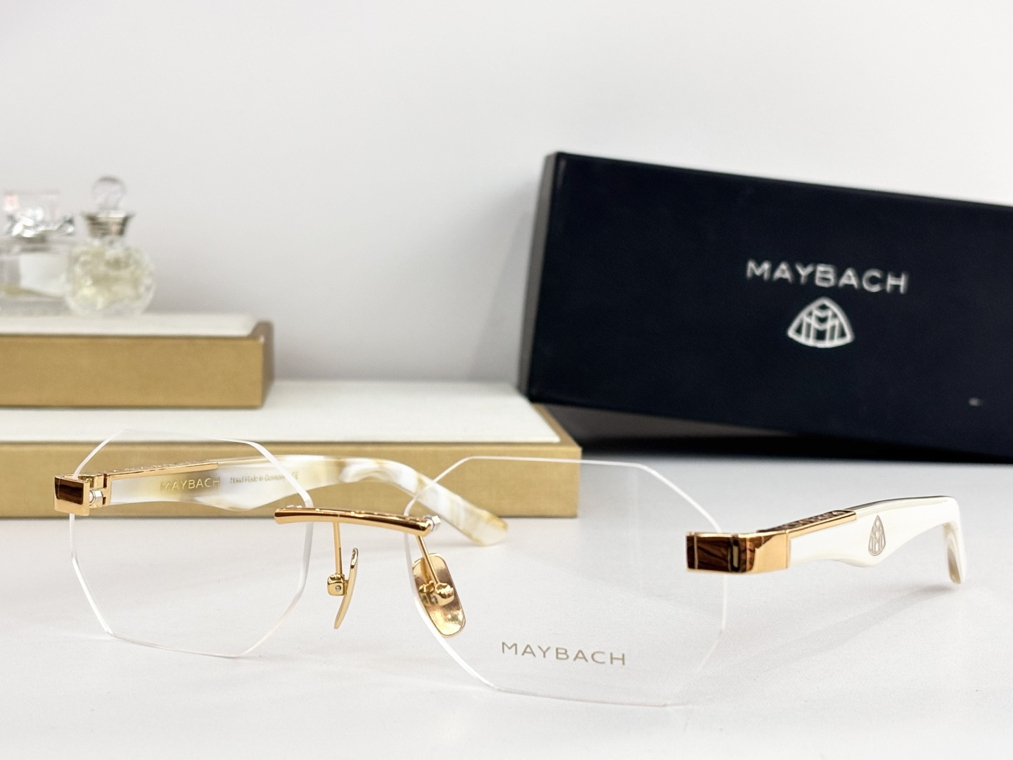 MAYBAC* MODEL：THE ARTISTI SIZE：61口18-145