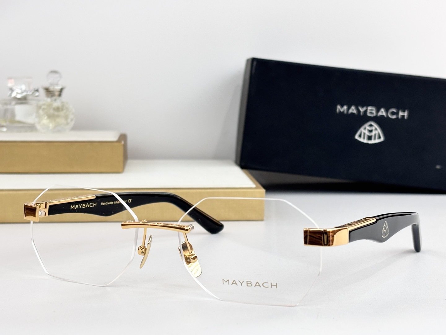 MAYBAC* MODEL：THE ARTISTI SIZE：61口18-145