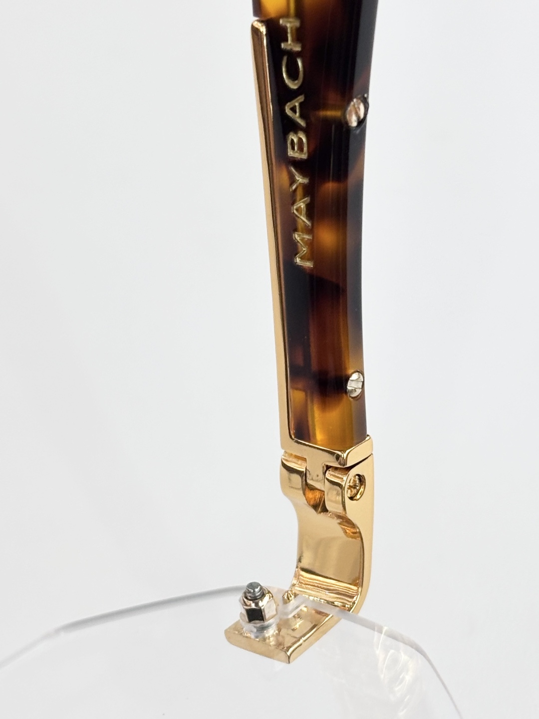 MAYBAC* MODEL：THE ARTISTI SIZE：61口18-145