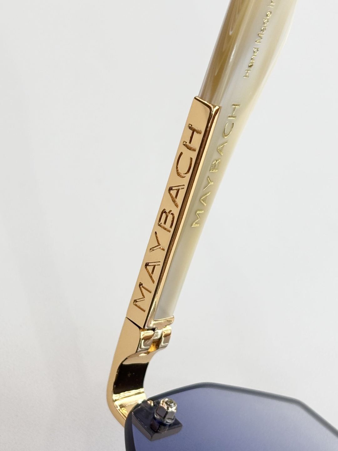 MAYBAC* MODEL：THE ARTISTI SIZE：61口18-145