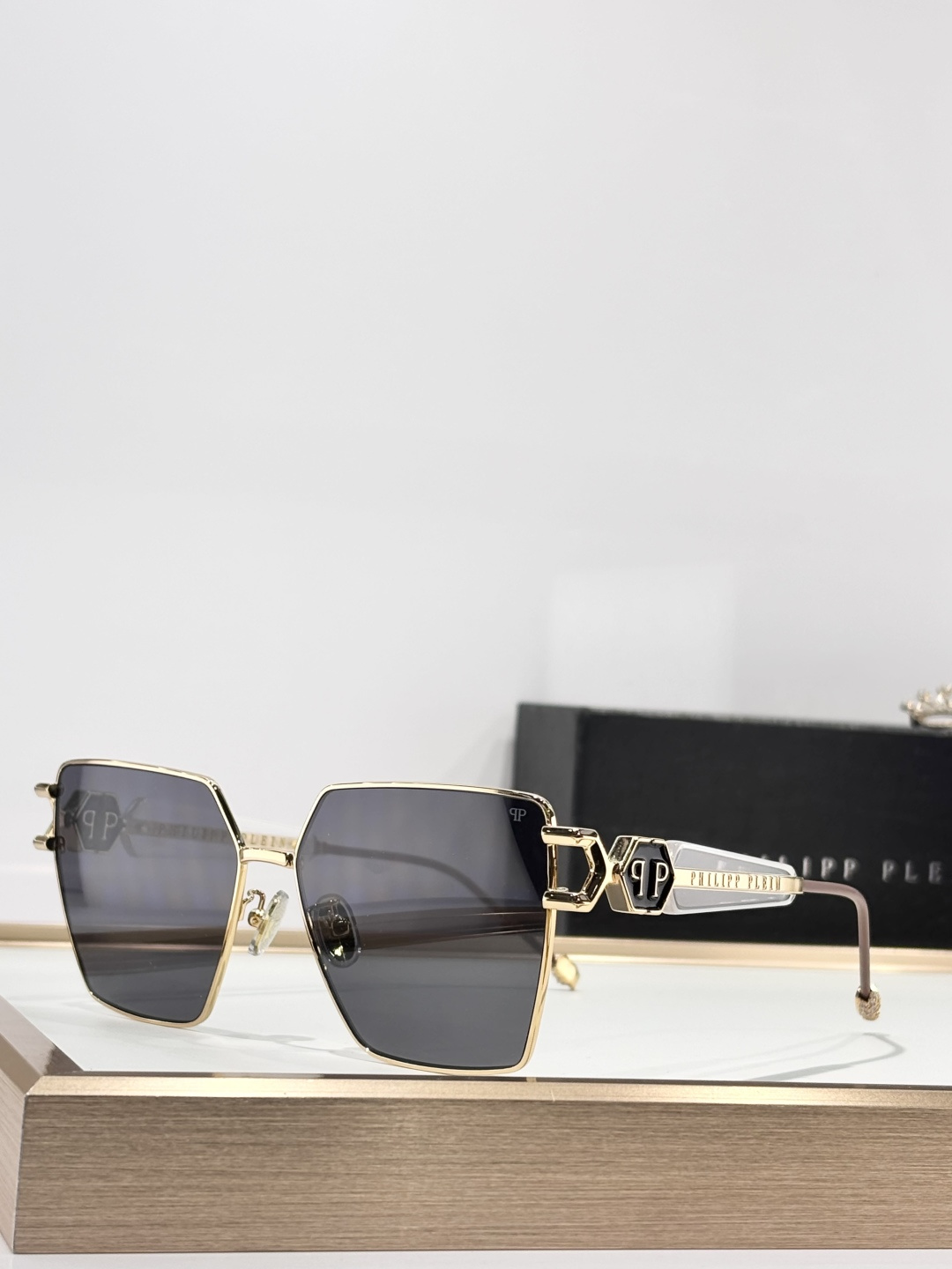 PHILIPP PLEINMOD：0166SSIZE:57口15 145