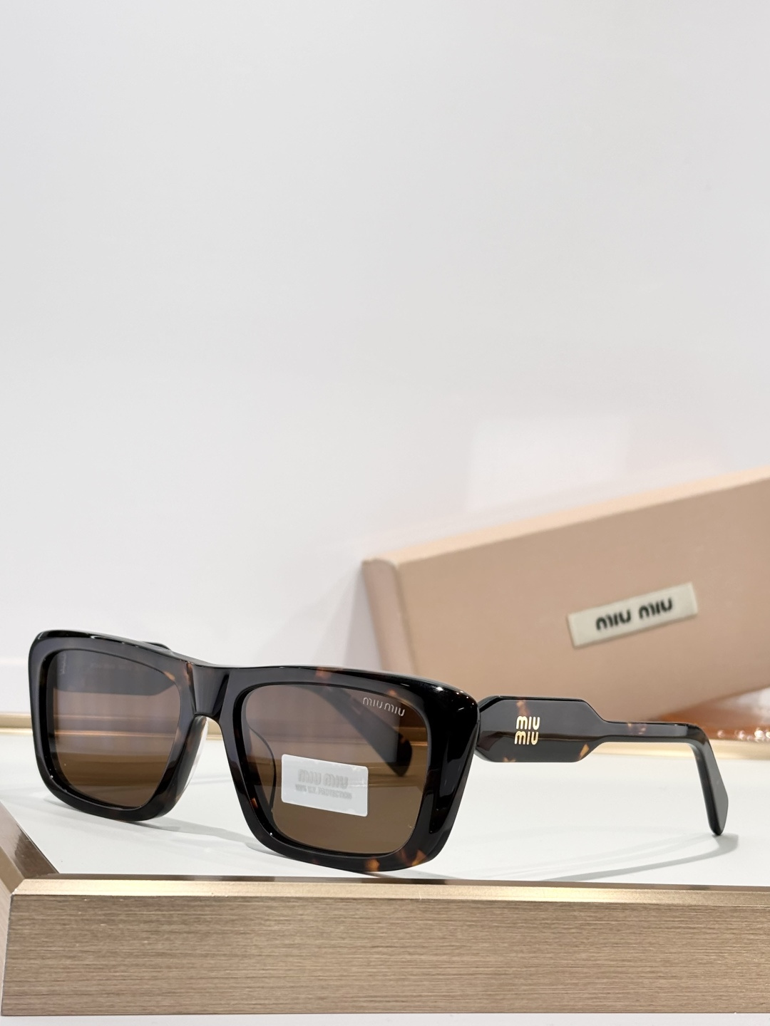 MIU MI*MODEL：MU B12SSize:56口18 145