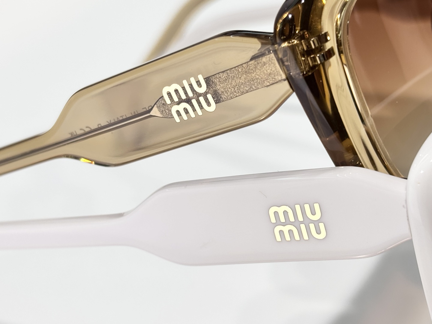 MIU MI*MODEL：MU B12SSize:56口18 145