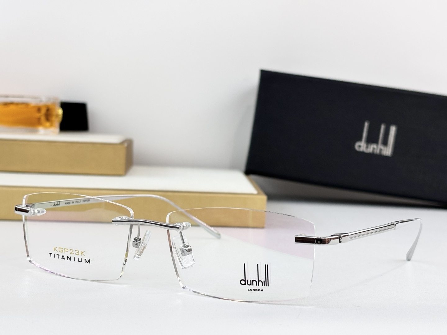 DUNHIL*登*喜路TITANIUMMODEL：61835SIZE：55口18-140