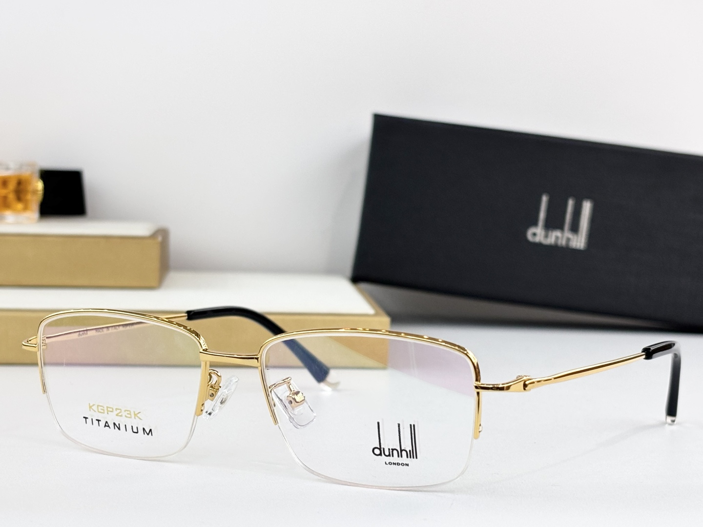 DUNHIL*登*喜路TITANIUMMODEL：61867SIZE：53口17-140