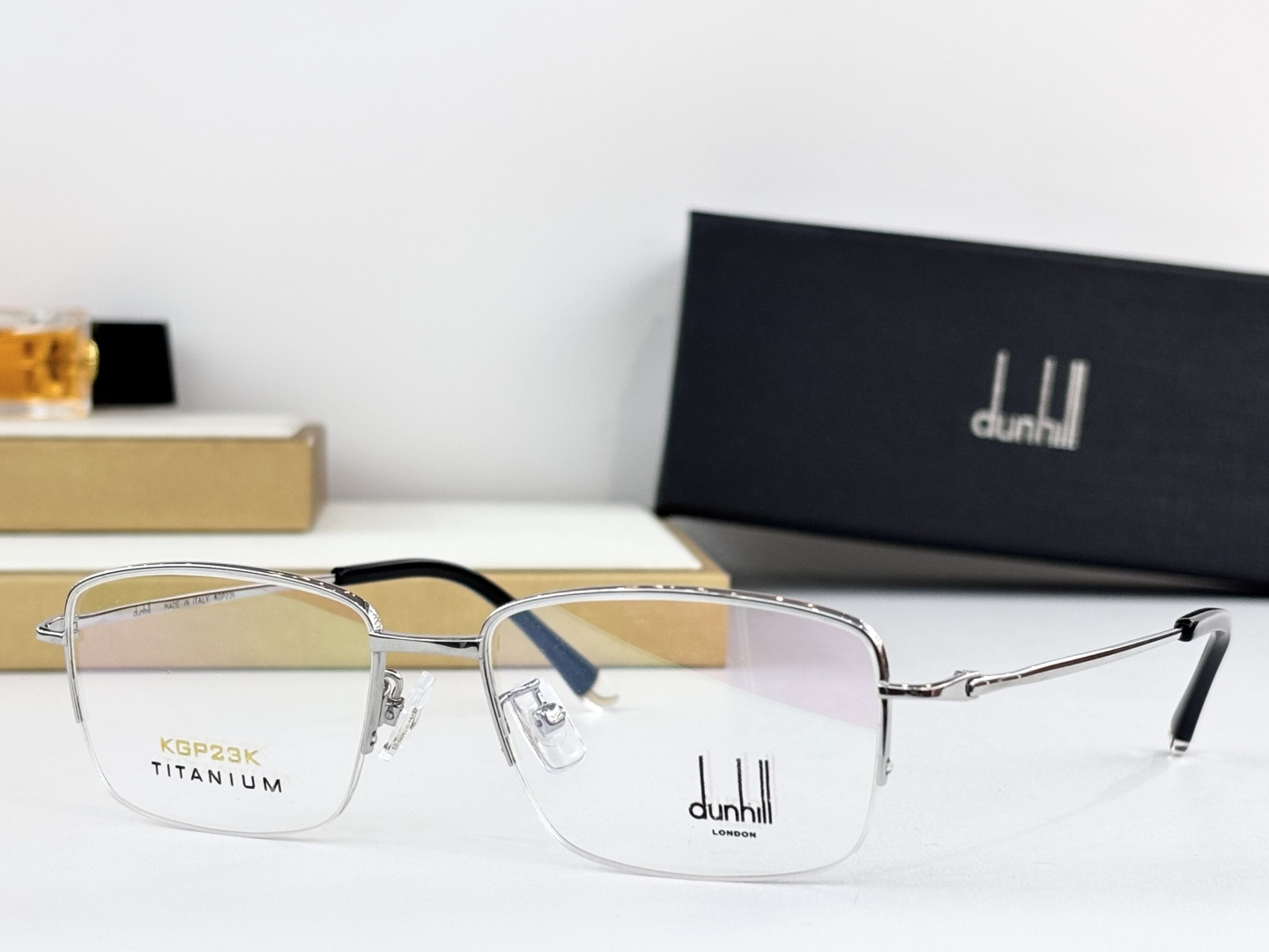 DUNHIL*登*喜路TITANIUMMODEL：61867SIZE：53口17-140