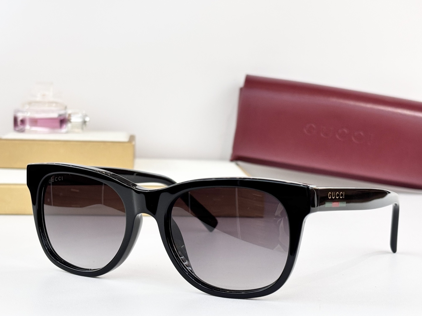 GUCC*MODEL：GG1985SSIZE：54口19 145，